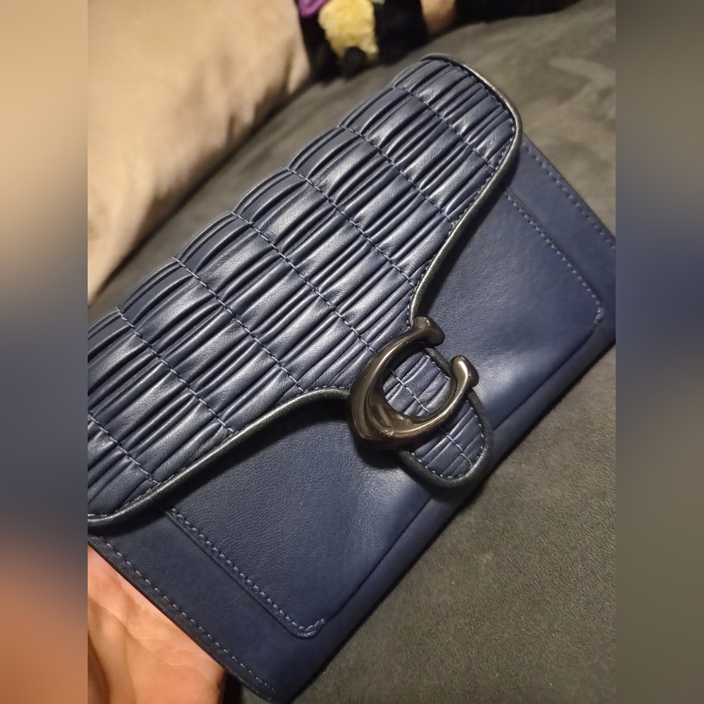 Coach Tabby Chain Clutch W/ Pleating - Picture 2 of 7